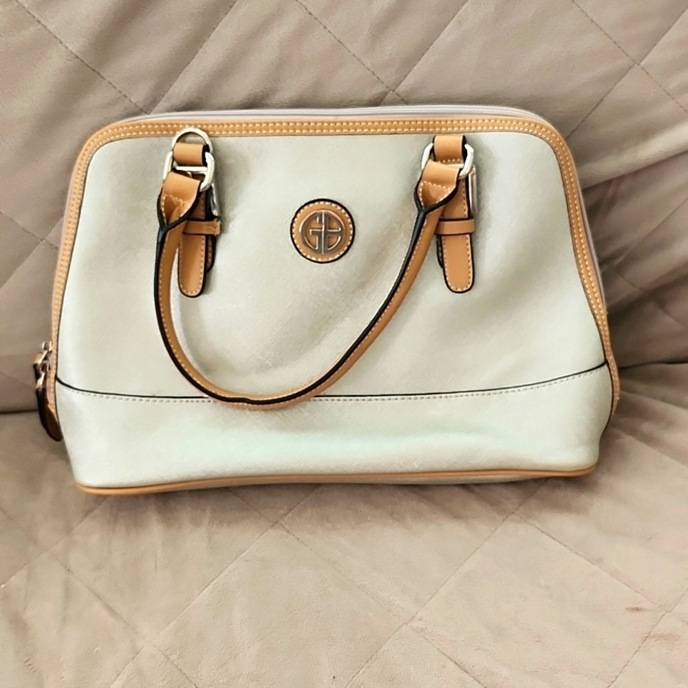 Giani Bernini satchel bag double straps neutral faux leather full zip